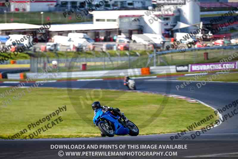 brands hatch photographs;brands no limits trackday;cadwell trackday photographs;enduro digital images;event digital images;eventdigitalimages;no limits trackdays;peter wileman photography;racing digital images;trackday digital images;trackday photos